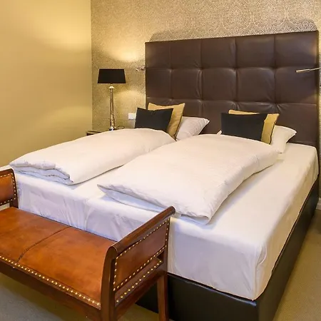 Donner ホテル メシェデ