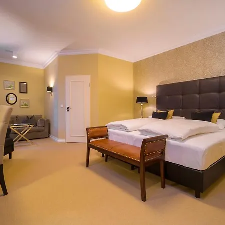 Hotel Landhotel Donner 3*
