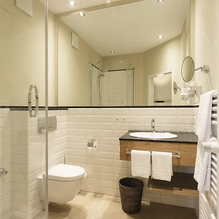 מלון Donner משדה